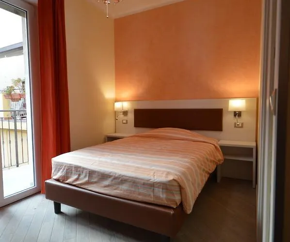 Palafiori Πανσιόν